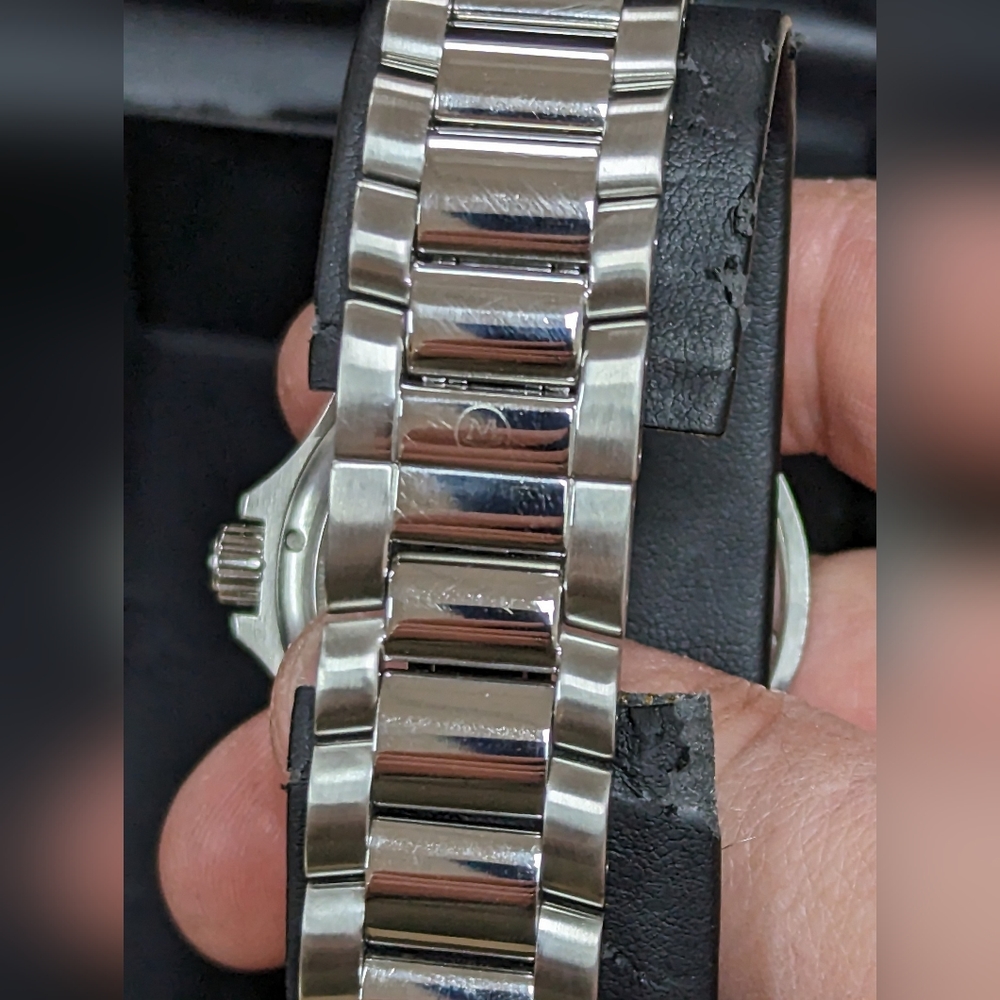 Movado watch - Picture 4 of 6